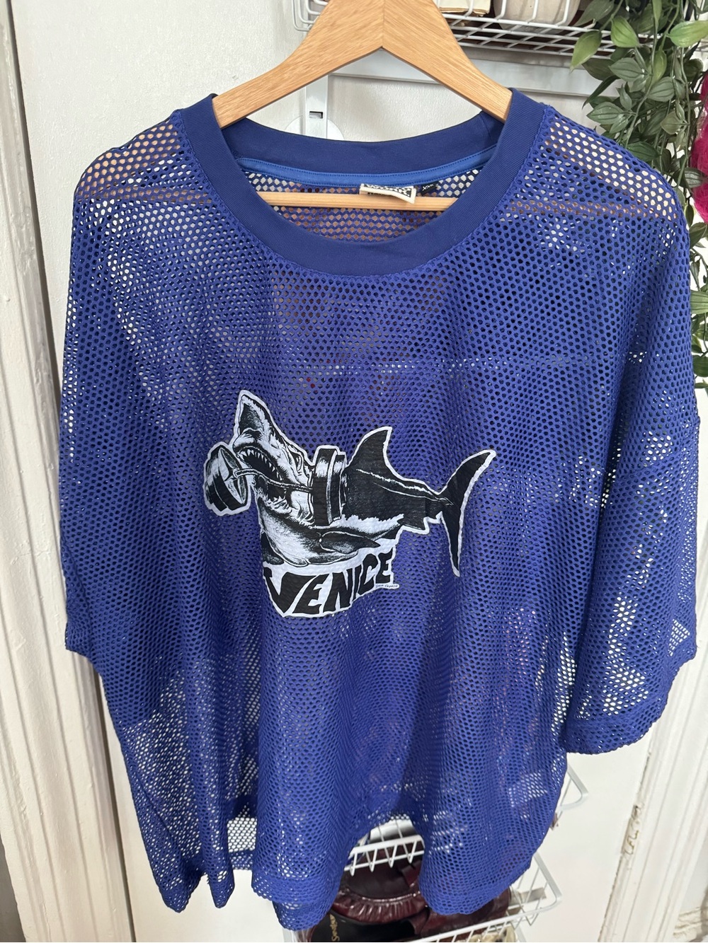 YIWO (Yeah I Work Out) Blue Mesh Venice Shark Graphic Top